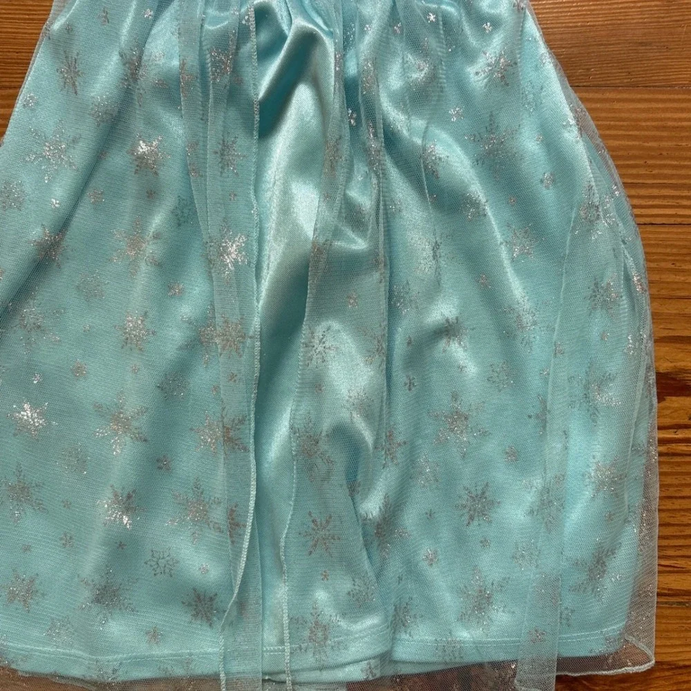 Disney Frozen Elsa Nightgown Kids Blue Excellent Snowflake Glitter SIZE 2T - Picture 2 of 7